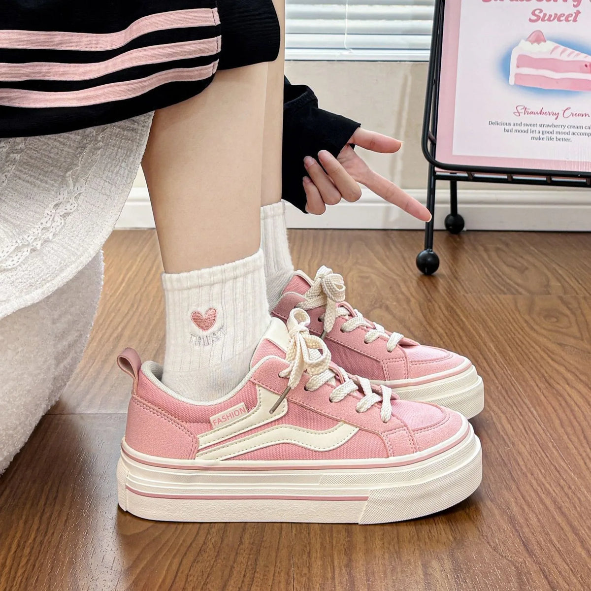 Women's Canvas Low Top Sneakers – Breathable Casual Loafers Canvas Casual Sneakers Axl