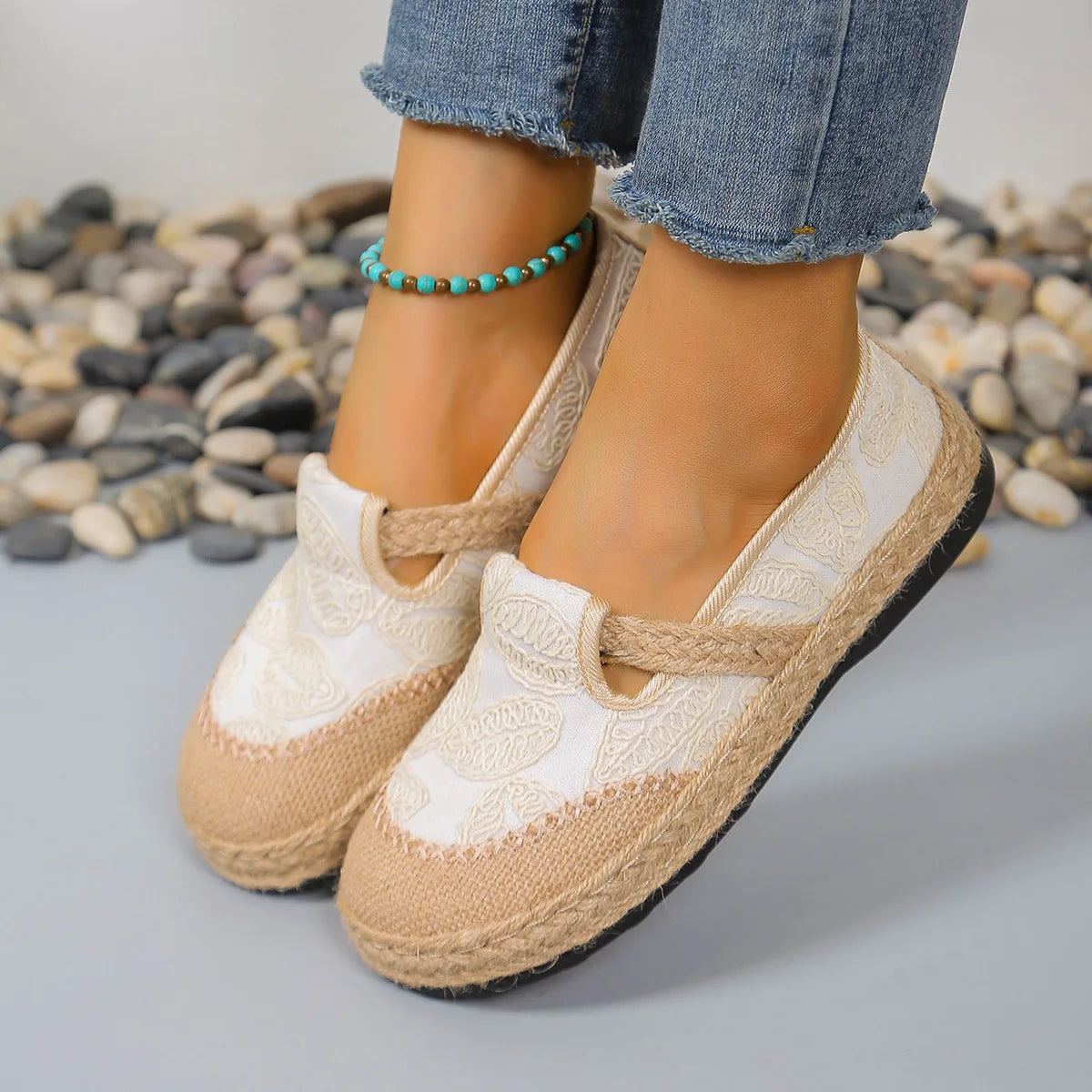 Women's Vintage Woven Embroidery Flat Slip-On Canvas Shoes Women's Canvas Flats Axl