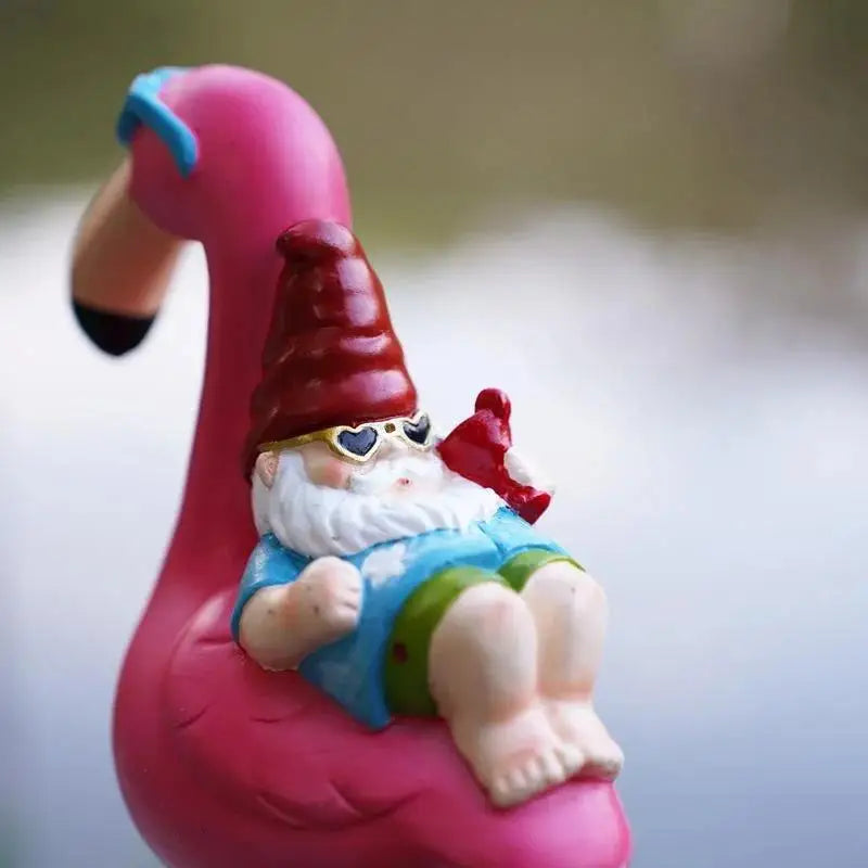 Cartoon Flamingo Garden Statue – Resin Lawn & Patio Ornament Garden Statue Axl