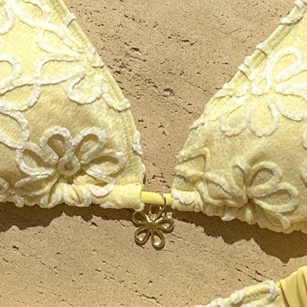 Two-Piece Halter Bikini Set – Deep V Lace-Up Floral Swimwear Halter Bikini Set Axl