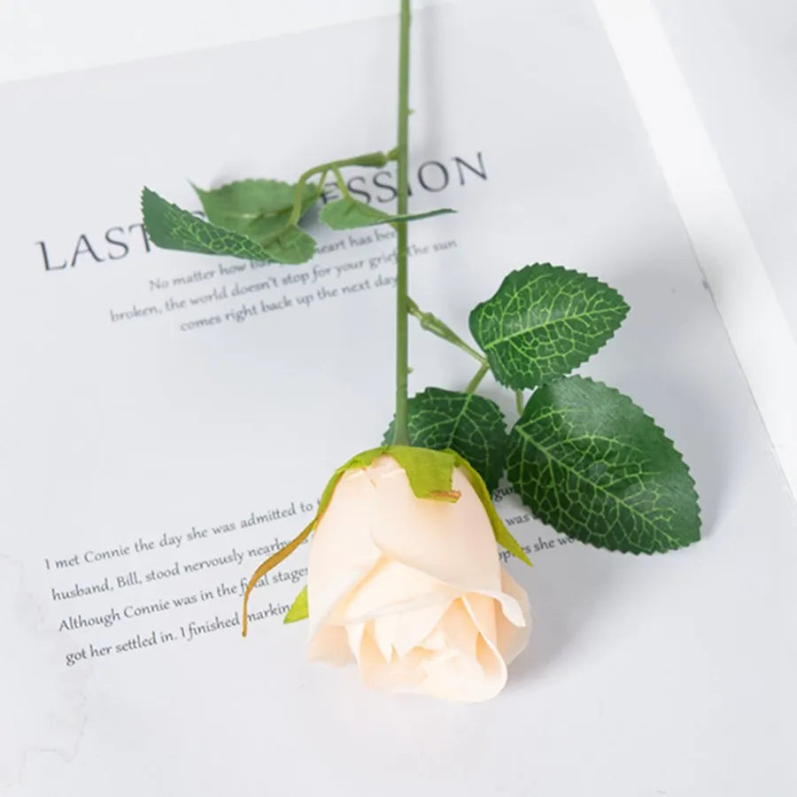 Silk Rose Bouquet – Artificial Flowers for Wedding & Home Decor Artificial Flower Bouquet Axl Champagne 5PCS