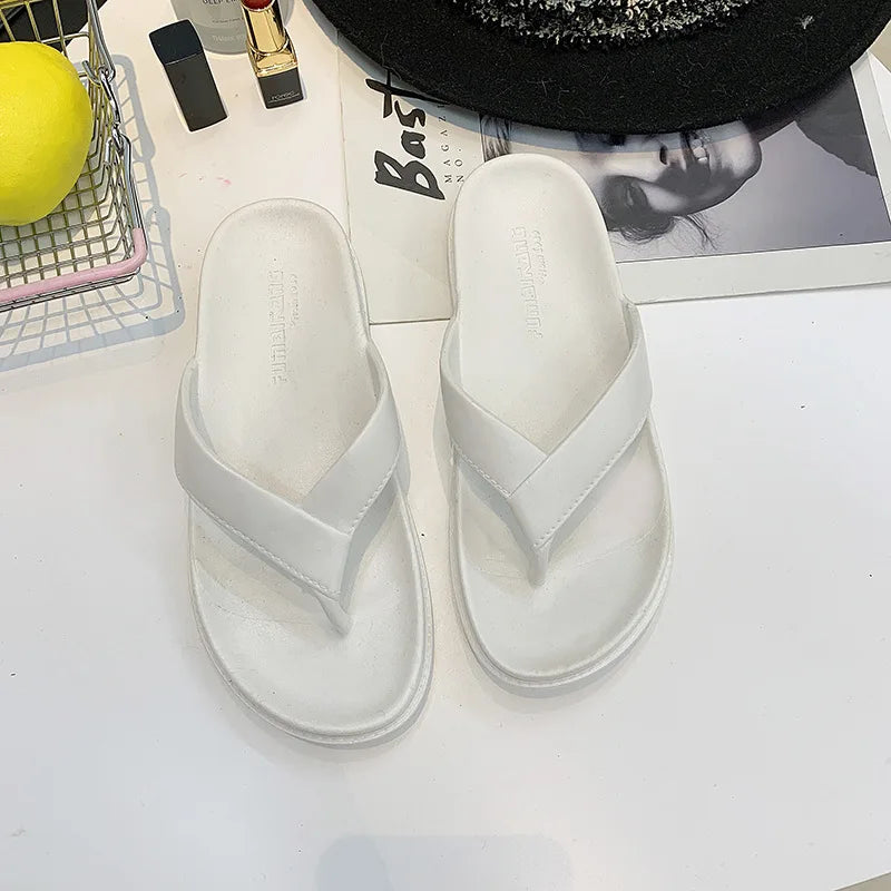 YBQJOO Men's Anti-Slip Hollow Beach Flip Flops | Summer Slippers Beach Flip Flops Axl WHITE 44