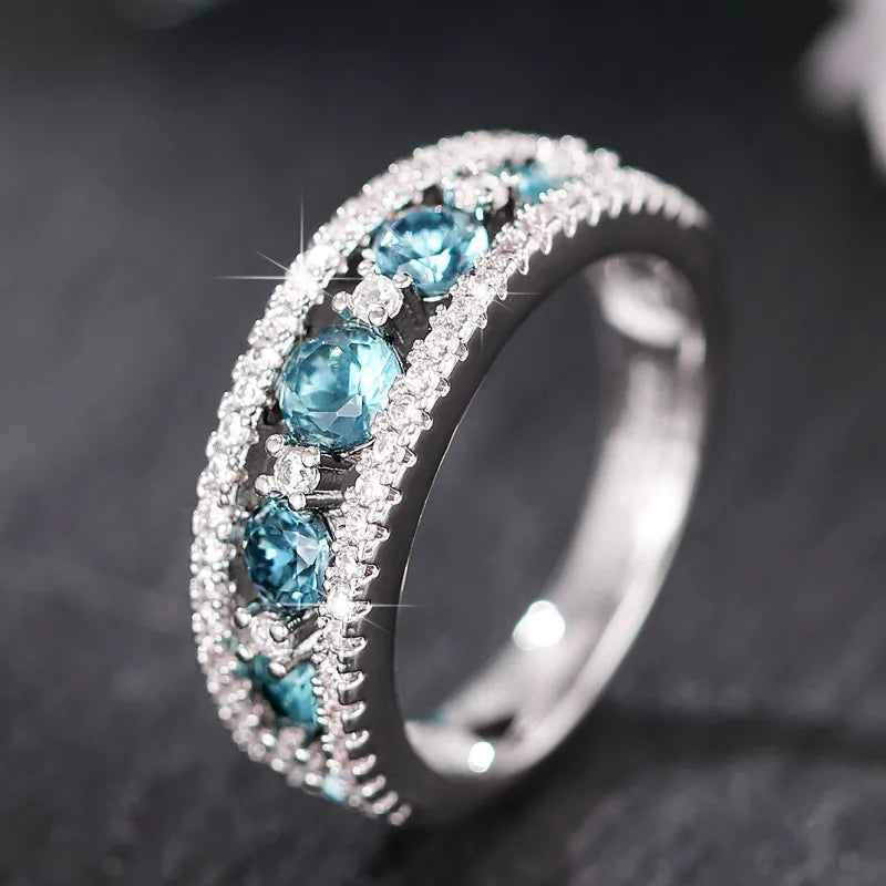 Huitan Blue CZ Women's Ring – Sparkling Cubic Zirconia Fashion Ring Axl