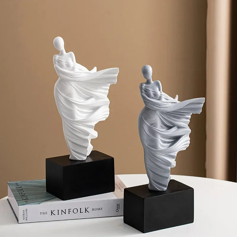 Resin Abstract Figurines – Nordic Modern Art Home Décor Decorative Figurine Axl