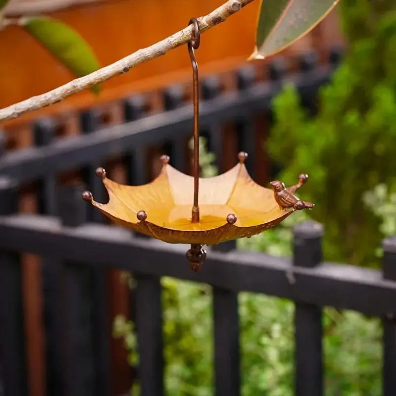Vintage Metal Umbrella Bird Feeder – Hanging Garden Decor Hanging Bird Feeder Axl