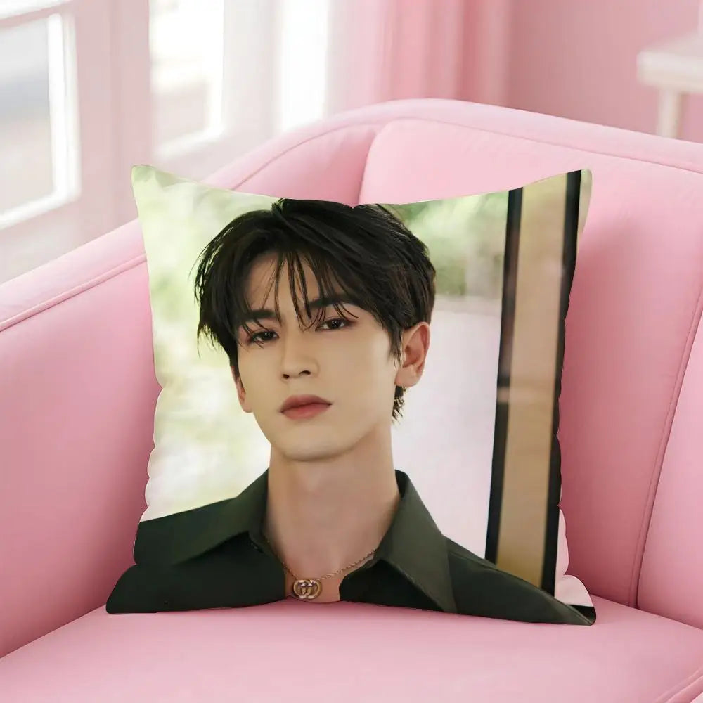 Zhang Linghe Cushion Cover – Double-Sided Printed Pillow Cover Decorative Pillow Cover Axl White3 40X40cm