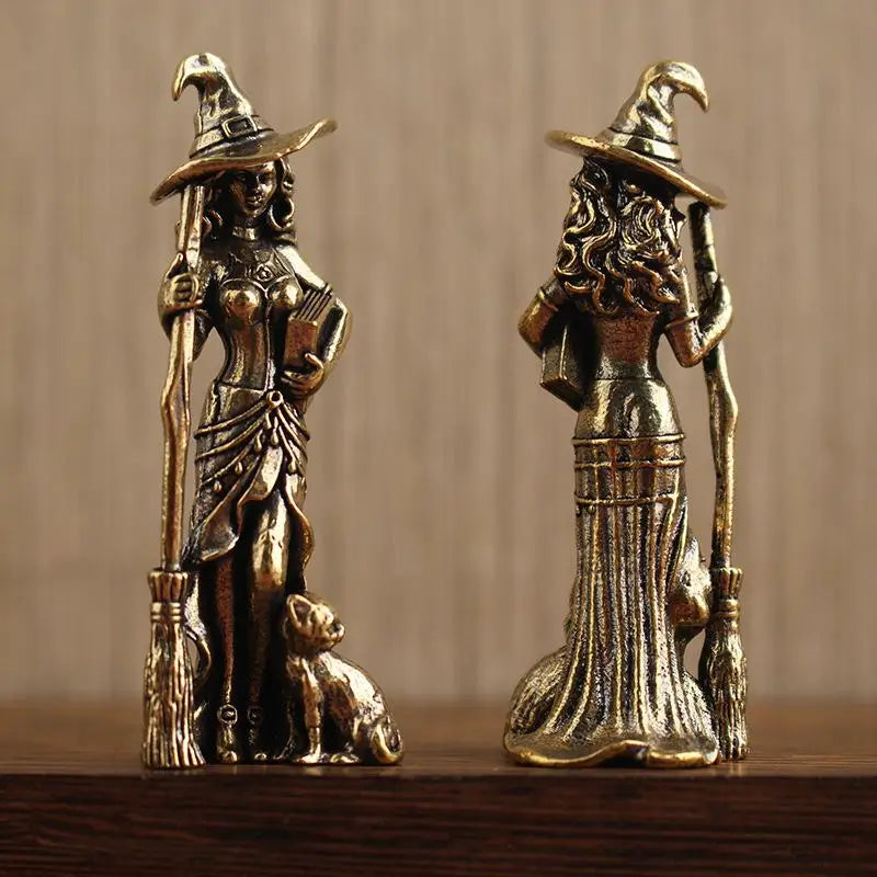 Metal Moon Wizard Figurine – Mystical Magic Home Decor Decorative Figurine Axl
