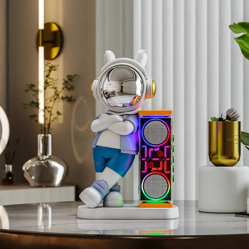 Astronaut Figurine with Bluetooth Speaker | Modern Resin Art Decorative Figurine Speaker Axl