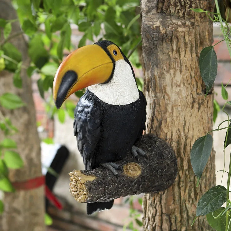 Toucan Bird Figurine – Resin Tree Hugger Garden Ornament Garden Bird Figurine Axl