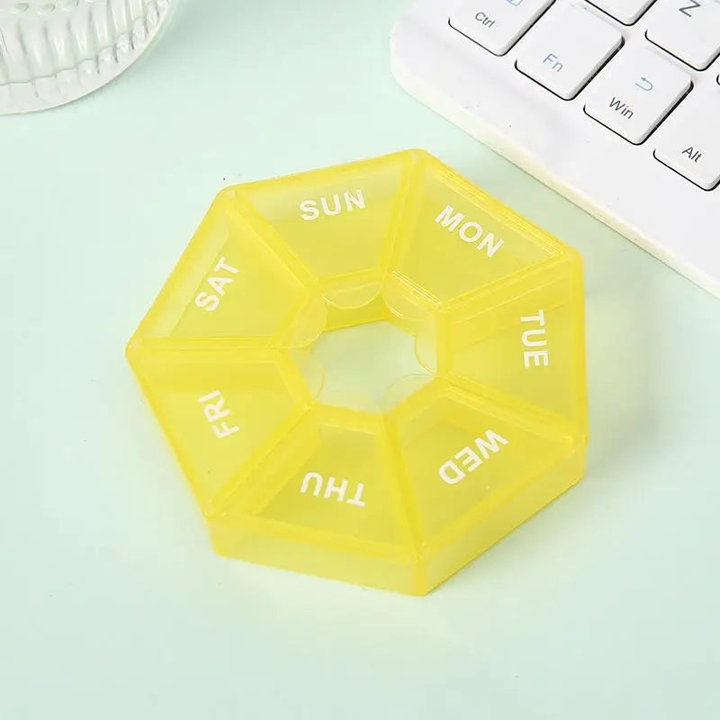 7-Day Pill Organizer – Mini Portable Travel Pill Box, 7-Grid Pill Organizer Axl A2