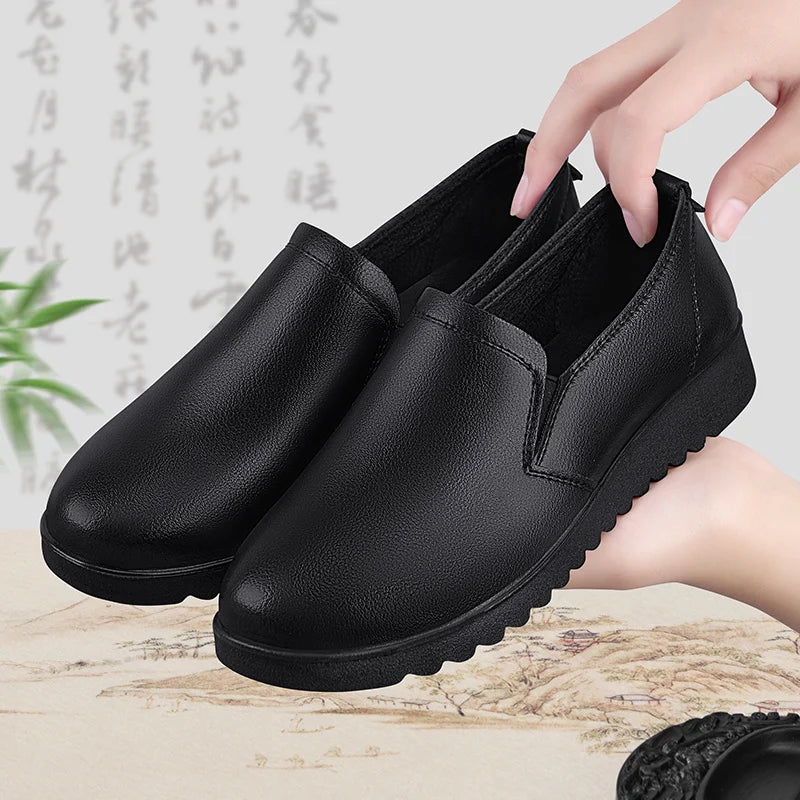Women's Waterproof Oil-Proof Work Shoes – Non-Slip Chef Flats Women's Work Flats Axl