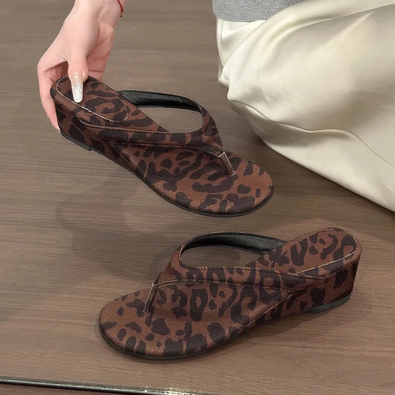 Women's Platform Wedge Flip Flops – Clip Toe Summer Slippers Platform Wedge Slippers Axl Leopard 38