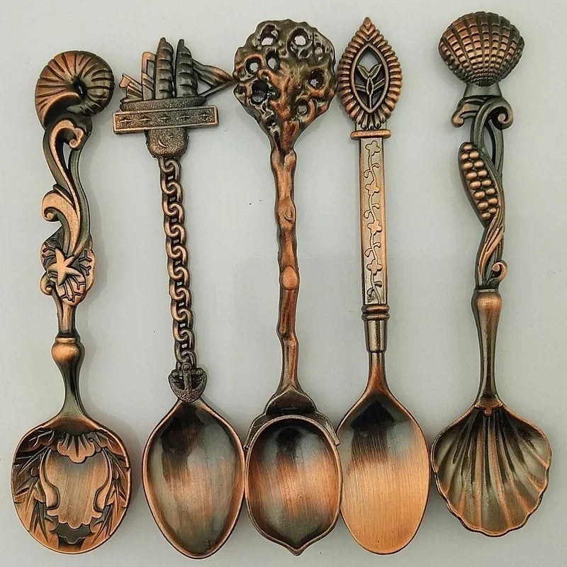 5-Piece Vintage Royal Gold Carved Spoon & Fork Cutlery Set Decorative Cutlery Set Axl Red bronze