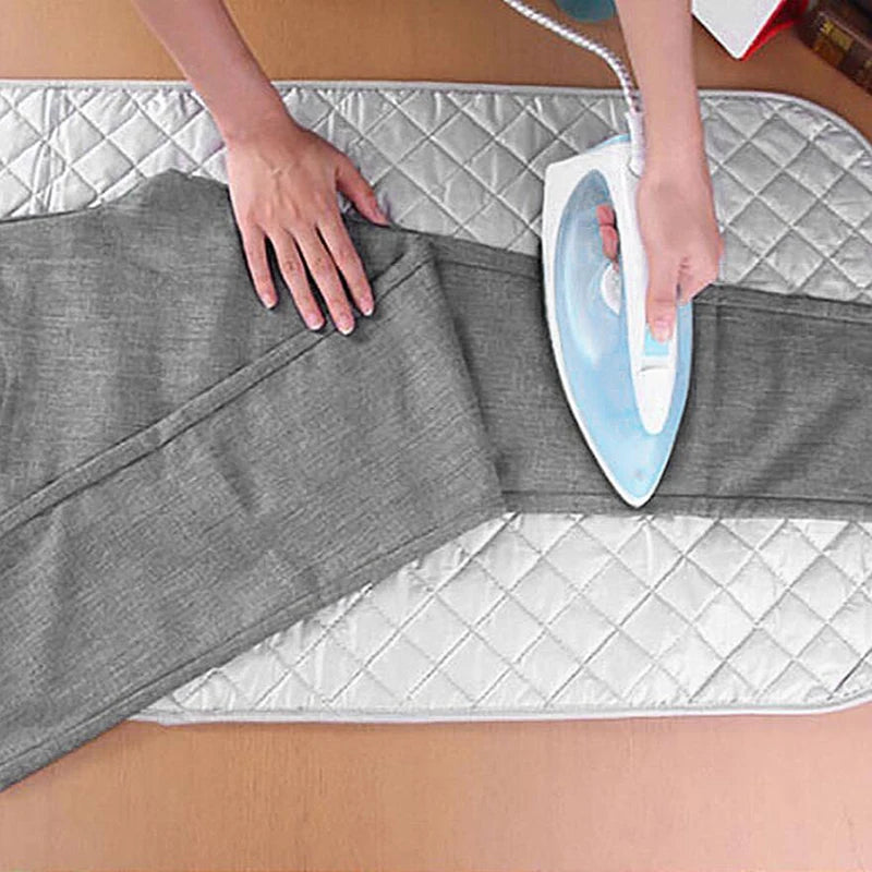 Portable Ironing Mat – Heat Resistant Non-Slip Cotton Pad Ironing Mat Axl