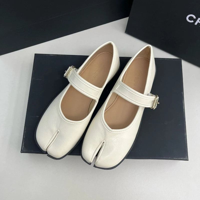 Vintage Split-Toe Women's Ballet Flat Loafers | Mary Jane Shoes Women's Flat Loafers Axl Creamy-white 38