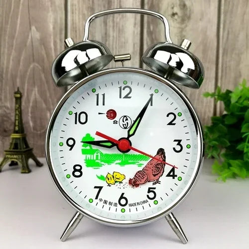 Vintage Gold Mechanical Alarm Clock – Chick Pecking Décor Mechanical Alarm Clock Axl 9.5X13.5CM