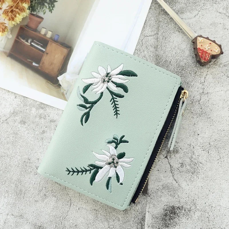 Women's Retro Embroidery Short Wallet & Floral Card Holder Purse Short Wallet Purse Axl 5