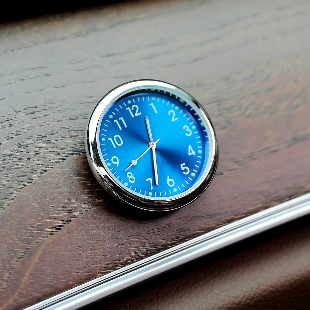 Luminous Analog Car Dashboard Clock – Zinc Alloy Quartz Car Dashboard Clock Axl