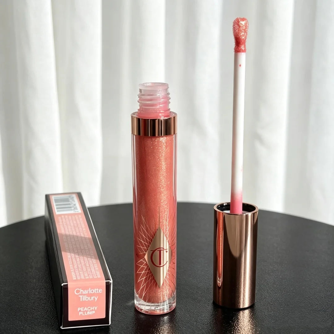 Charlotte Tilbury Makeup Set – Lip Gloss, Eyeshadow & Powder Makeup Set Axl Peachy Plump