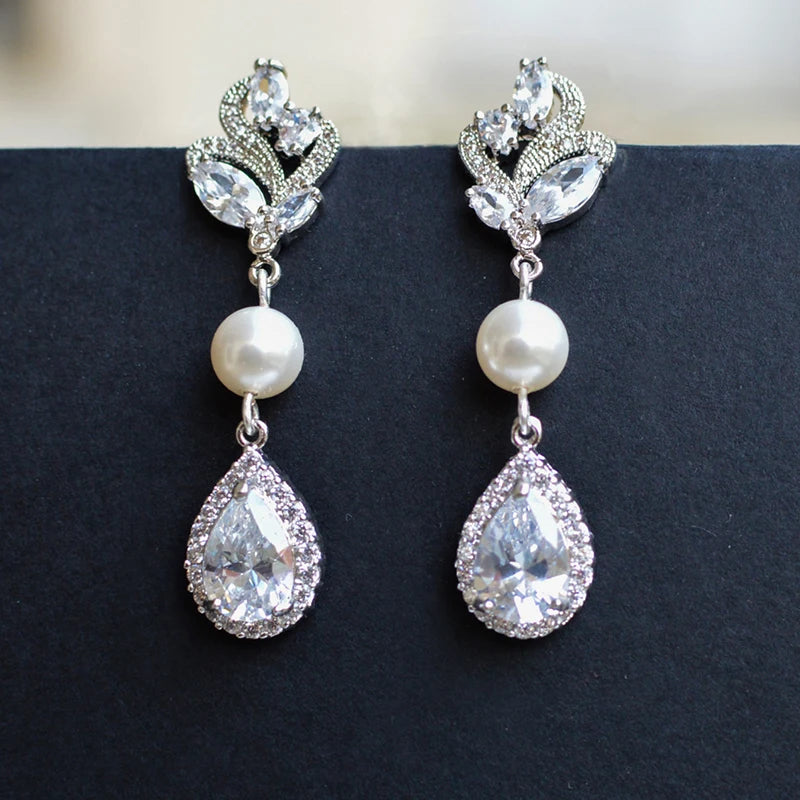 Huitan Bridal Drop Earrings – Imitation Pearl & Cubic Zirconia Drop Earrings Axl E3072
