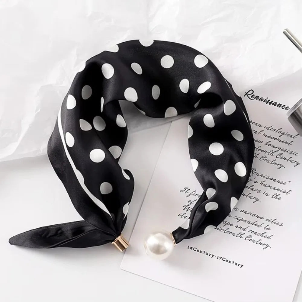 Women's Printed Polyester Scarf – Pearl & Magnetic Buckle Fashion Scarf Axl Black Dot