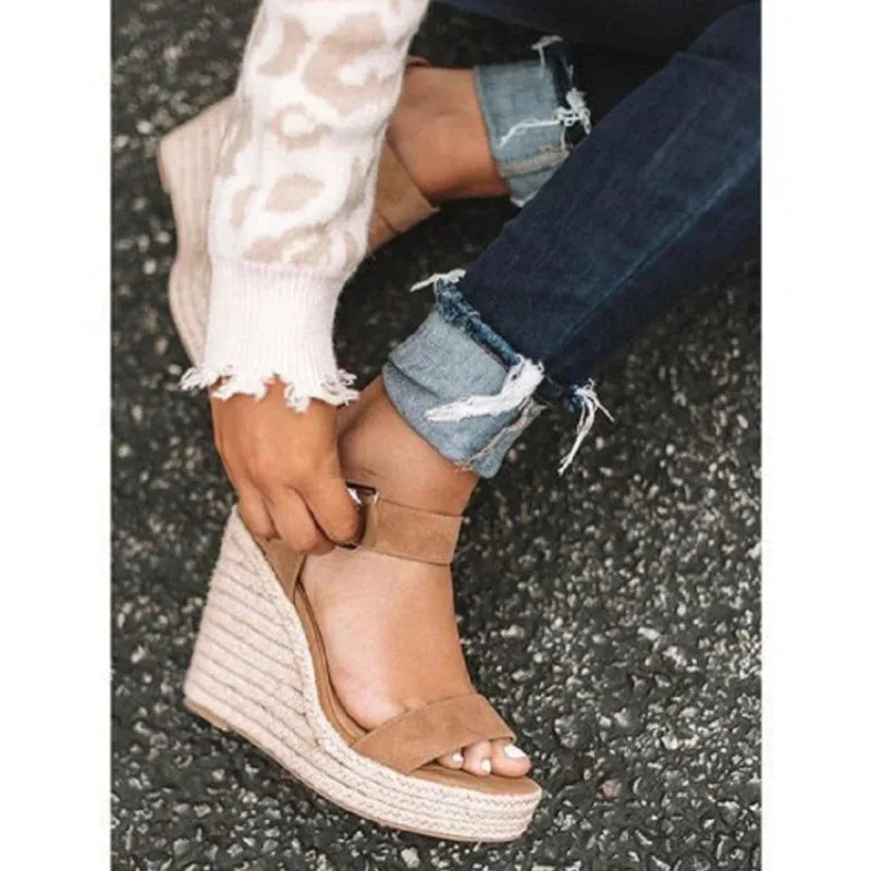 Women's Platform Wedge Sandals – Peep Toe Buckle Strap Platform Wedge Sandals Axl