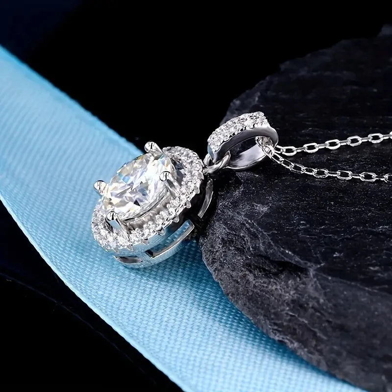 Huitan CZ Pendant Necklace – Crystal Wedding Jewelry for Women Pendant Necklace Axl