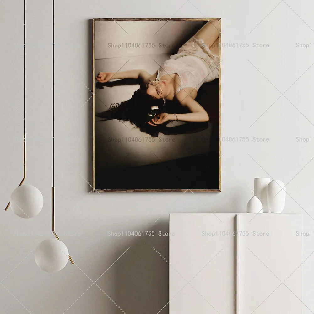 Music Singer Art Poster – Self-Adhesive Waterproof Wall Sticker Wall Art Poster Axl