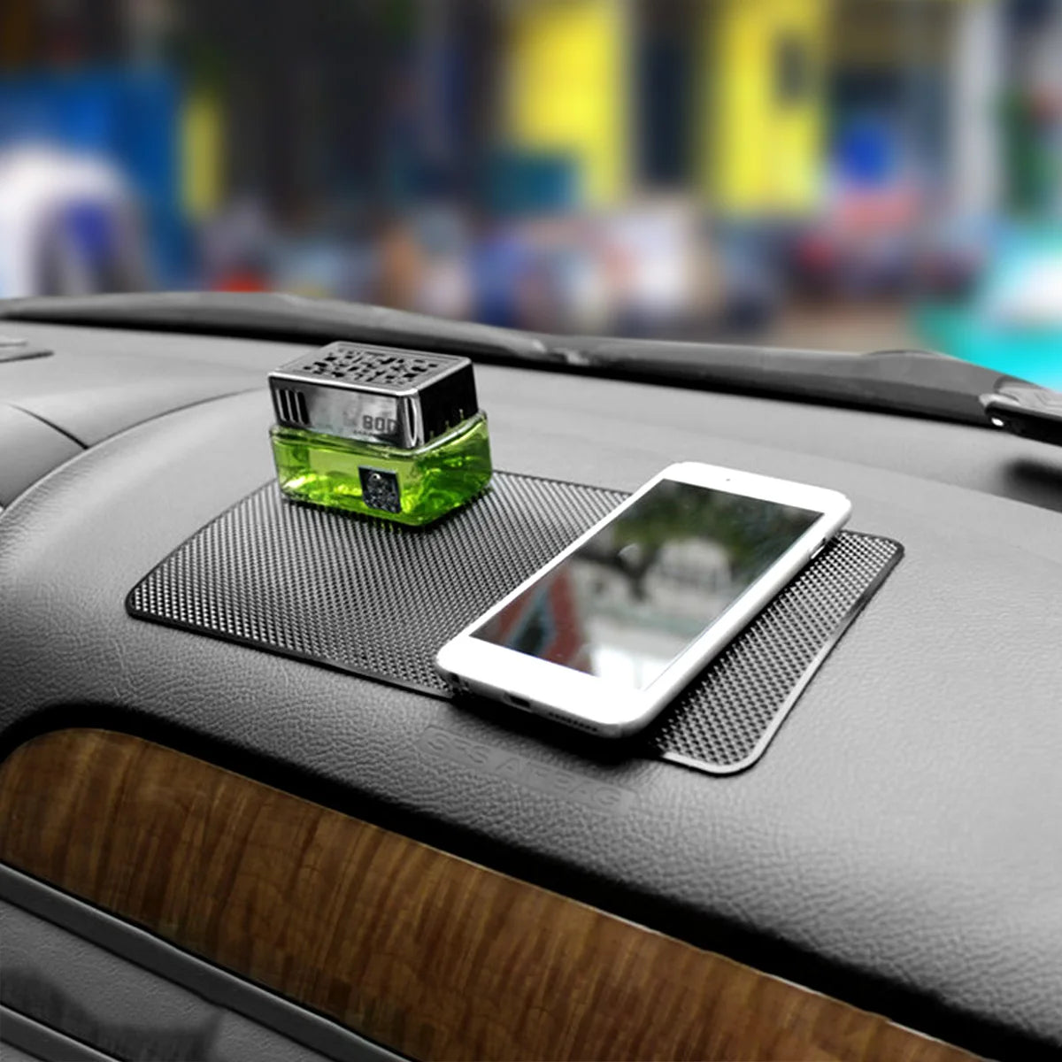 Car Dashboard Anti-Slip Silicone Mat – Phone & Item Holder Car Dashboard Mat Axl