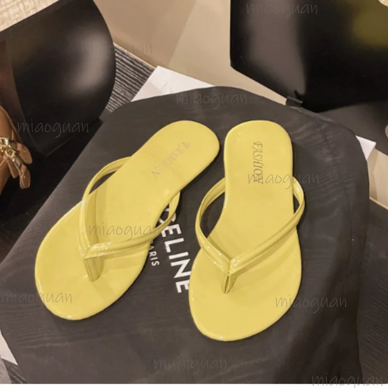 Women's Flat Flip Flops – Comfort Beach Sandals & Slides Women's Flip Flops Axl