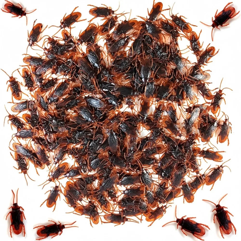 Realistic Fake Cockroaches – Halloween & April Fools Prank Props Prank Gag Toys Axl