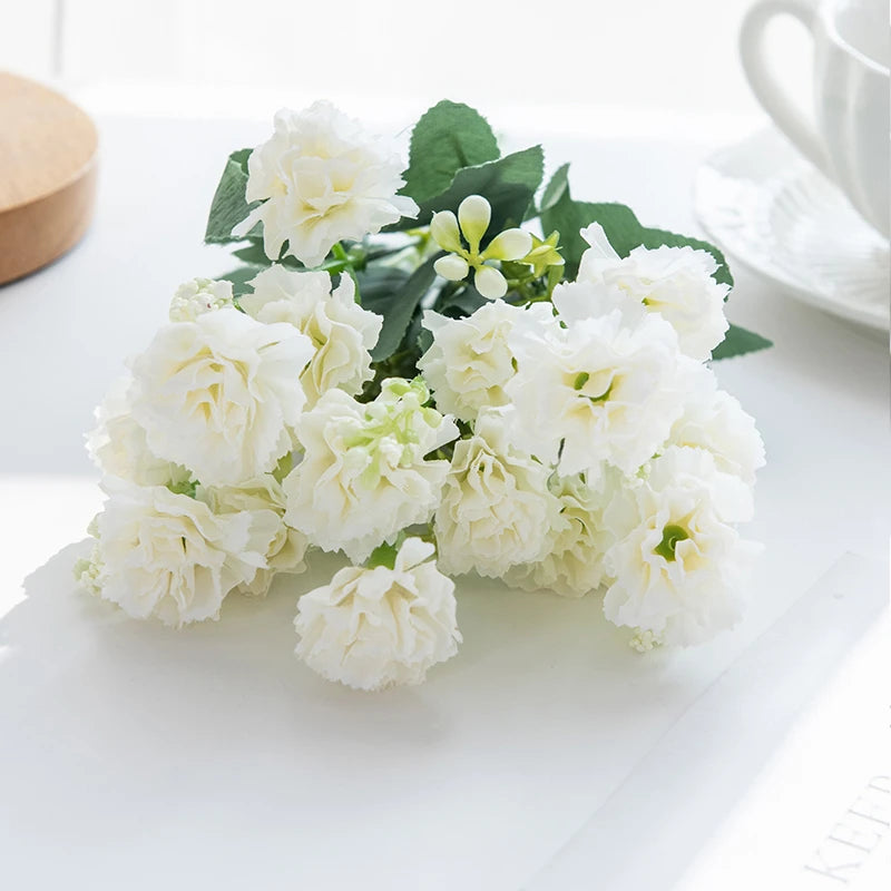 Silk Carnation Artificial Flowers – Wedding, Home & Wreath Décor Artificial Silk Flowers Axl WHITE 5pcs