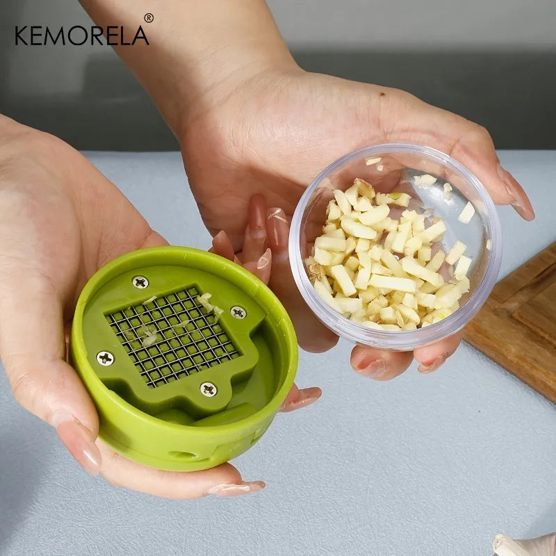 KEMORELA Mini Garlic Press Crusher – Handheld Ginger Masher Garlic Press Axl
