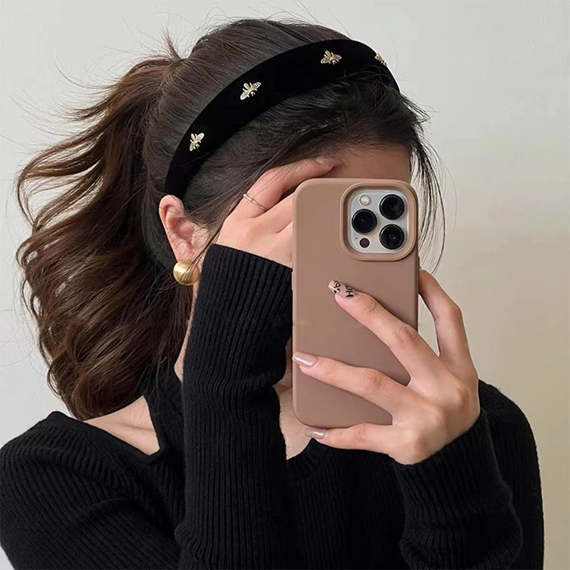 Retro Bee Wide Velvet Headband – French Style Hair Hoop for Women Fashion Headband Axl