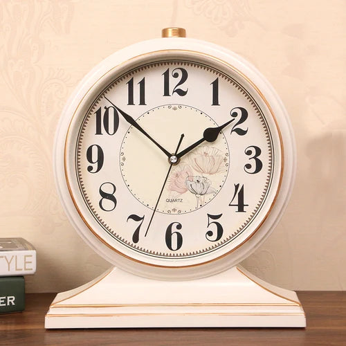 Nordic Vintage Silent Desk Clock – Large Retro Quartz Table Clock Retro Desk Clock Axl L