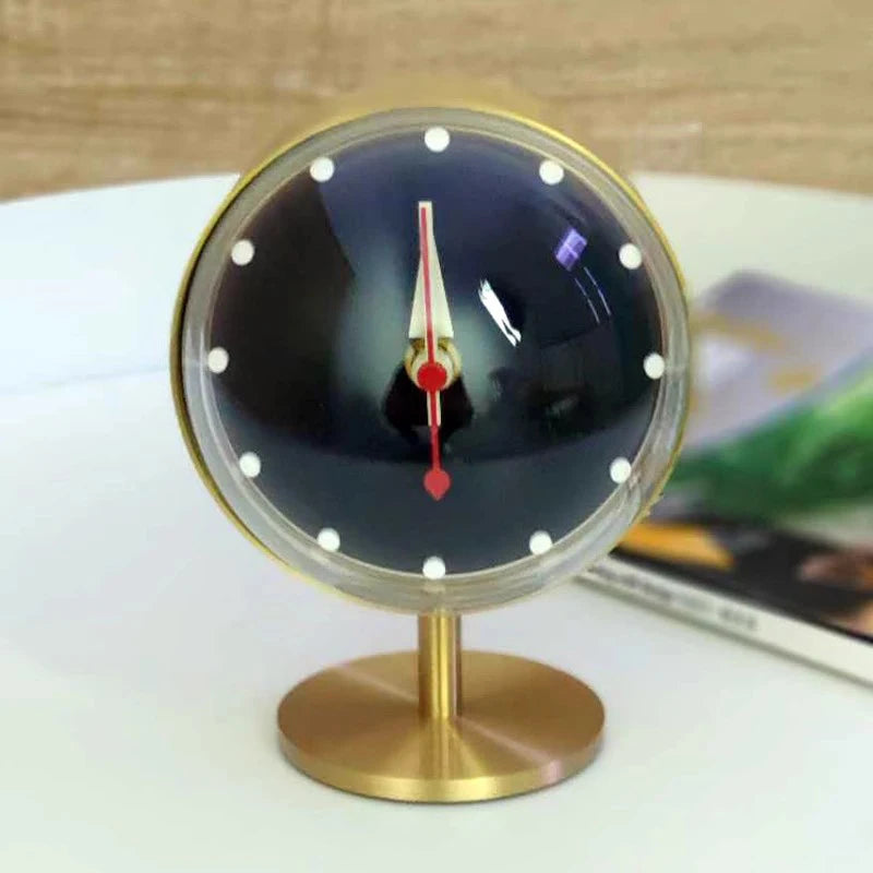 Retro Silent Desk Clock – Nordic Vintage Metal Tabletop Clock Desk Clock Axl