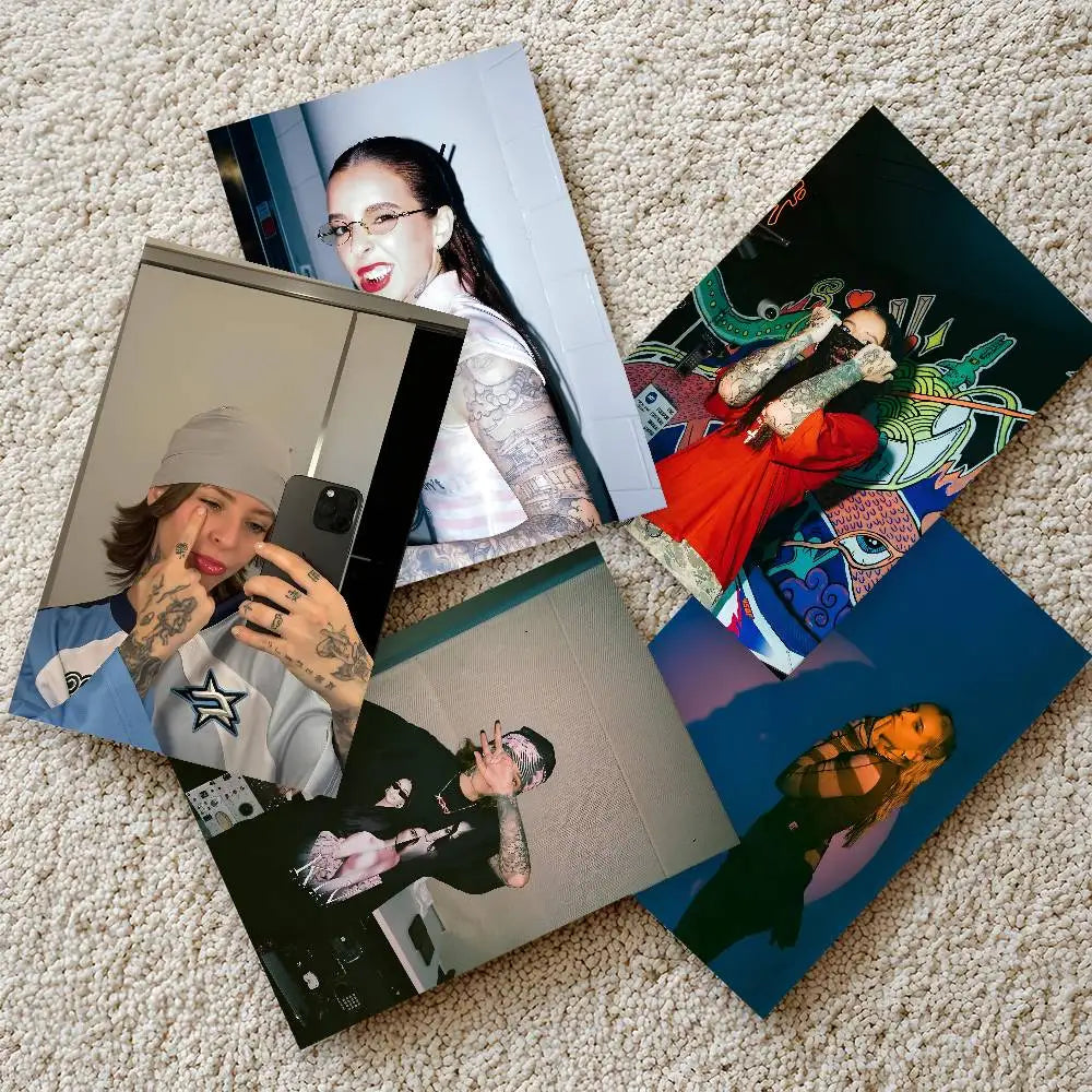 Young Miko Self-Adhesive Wall Poster – Waterproof Mural Sticker Wall Art Poster Axl