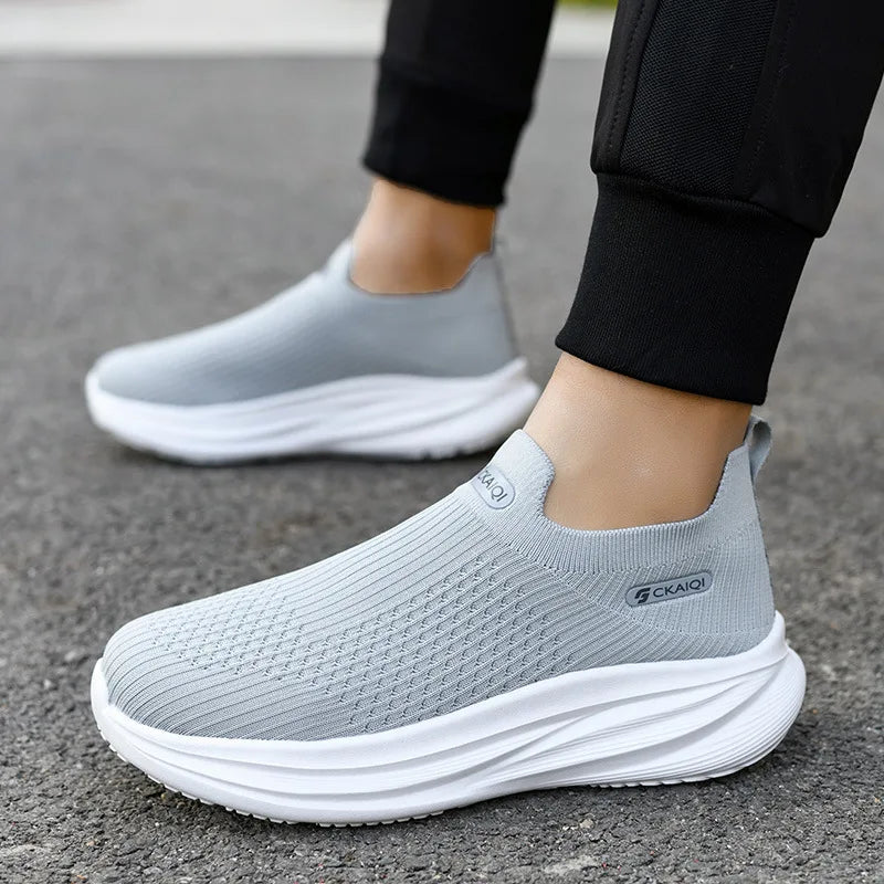 Men's Slip-On Platform Mesh Walking Shoes – Lightweight Men's Casual Shoes Axl