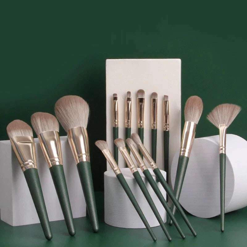 14-Piece Professional Makeup Brush Set – Soft Fluffy Cosmetic Kit Makeup Brush Set Axl