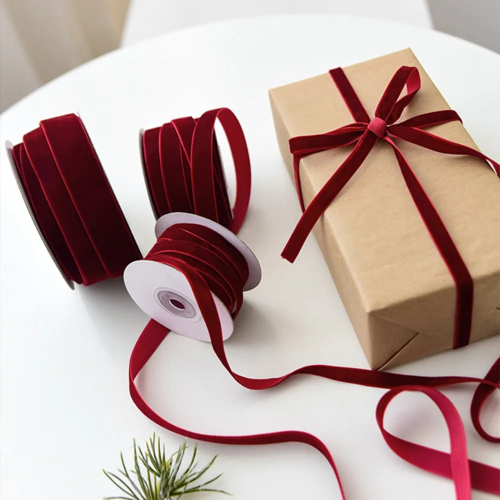 Velvet Christmas Ribbon 1cm x 10m – DIY Gift Wrap & Bow Decor Velvet Craft Ribbon Axl