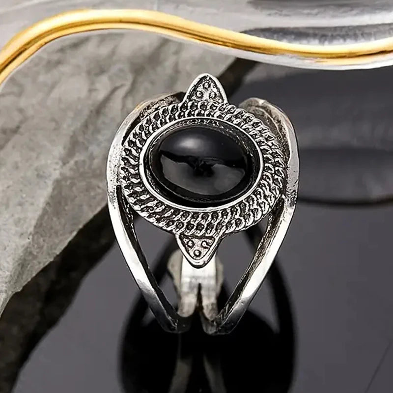 Huitan Bohemian Oval Imitation Opal Ring – Women's Wedding Band Fashion Ring Axl