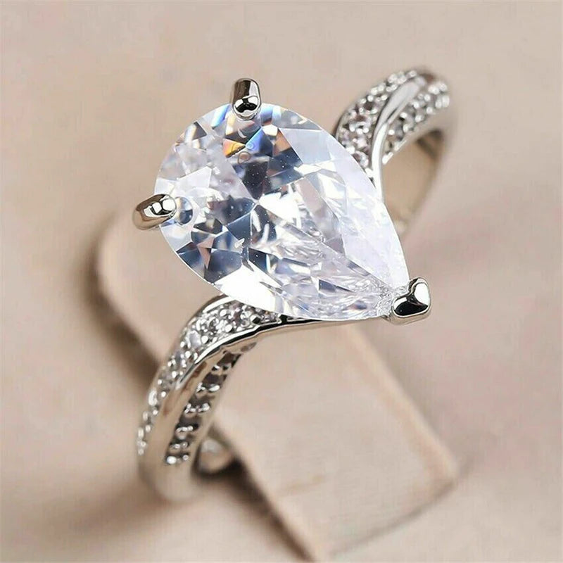 Huitan Waterdrop Cubic Zirconia Ring – Women's Wedding Band Fashion Ring Axl