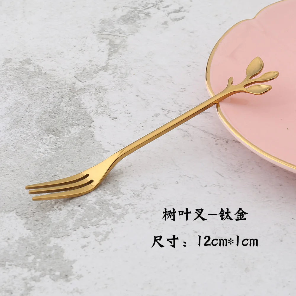 Leaf-Shaped Zinc Alloy Dessert Fork & Spoon | 12cm Cutlery Decorative Dessert Cutlery Axl fork-Gold