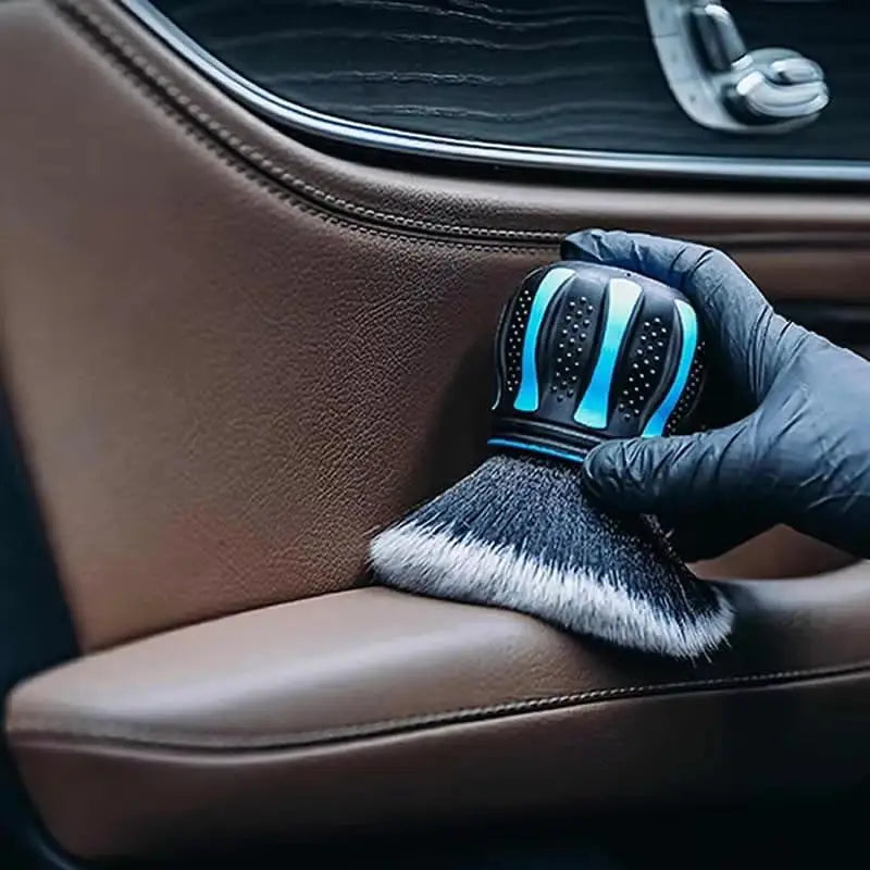 Soft Bristle Detailing Brush – Car Interior & Multi-Purpose Car Detailing Brush Axl