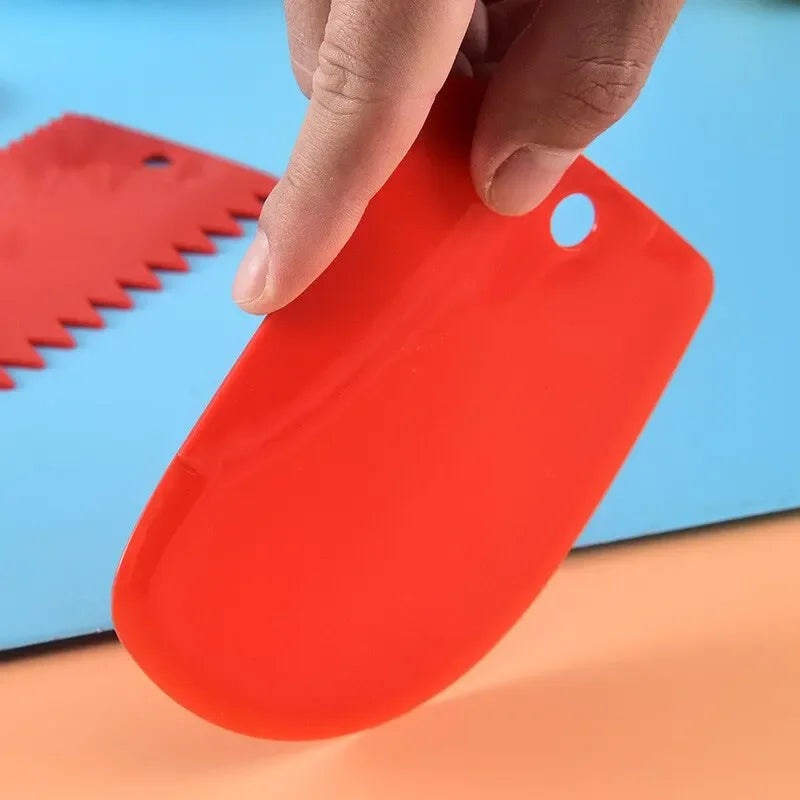 3-Piece Plastic Dough Scraper Set – Baking & Cake Decorating Baking Scraper Set Axl