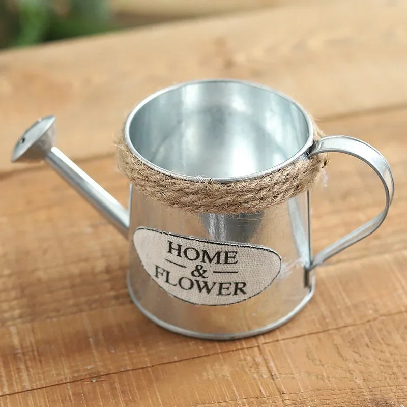Retro Small Iron Bucket Vase – Vintage Metal Garden Décor Pot Decorative Metal Vase Axl