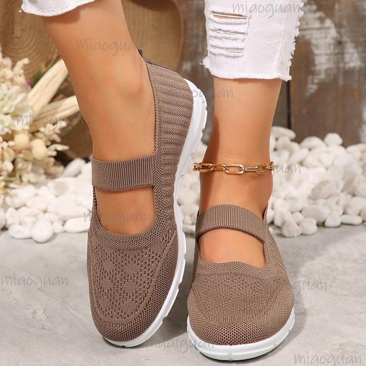 Women's Mesh Slip-On Flat Sneakers – Lightweight & Breathable Women's Slip-On Sneakers Axl