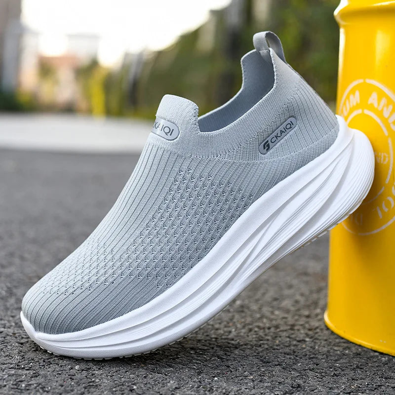 Men's Slip-On Platform Mesh Walking Shoes – Lightweight Men's Casual Shoes Axl