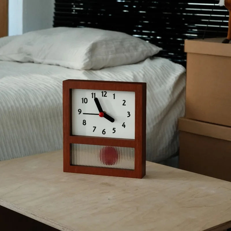 Wooden Swing Desk Clock | Modern Nordic Décor | Oeny Decorative Desk Clock Axl
