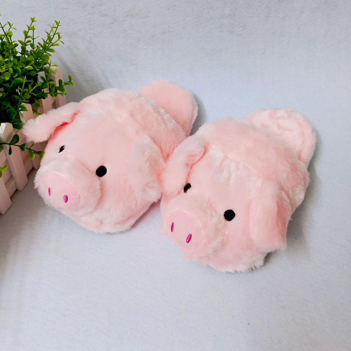 Cartoon Pig Fluffy Slippers – Women's Pink Slip-On Slides Novelty Slippers Axl
